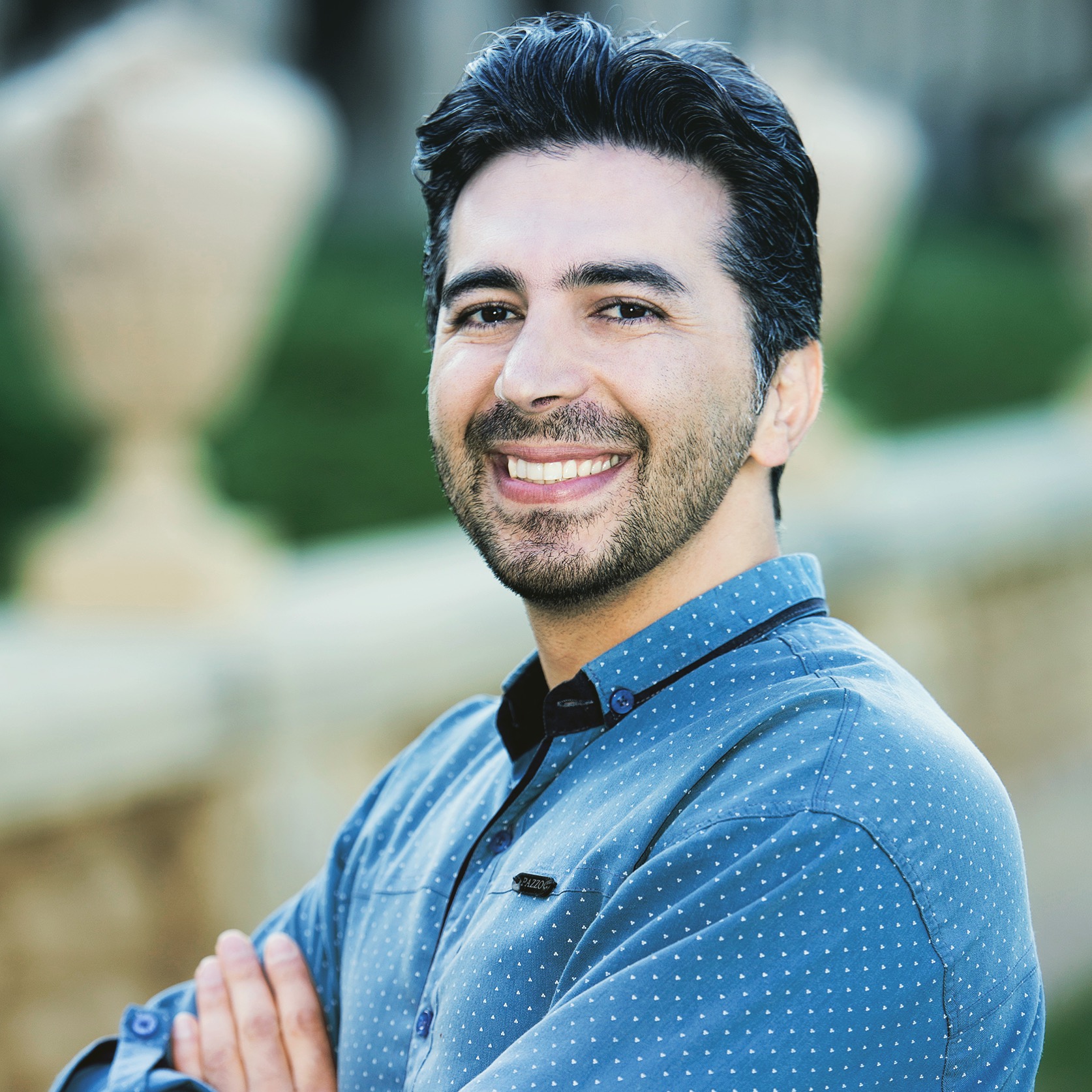 Morteza Mardani headshot